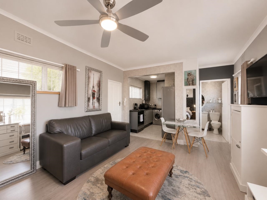 1 Bedroom Property for Sale in Green Point Western Cape